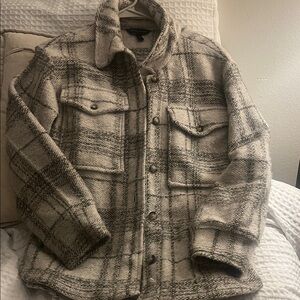 Banana Republic Black and Cream Plaid Shirt Jacket